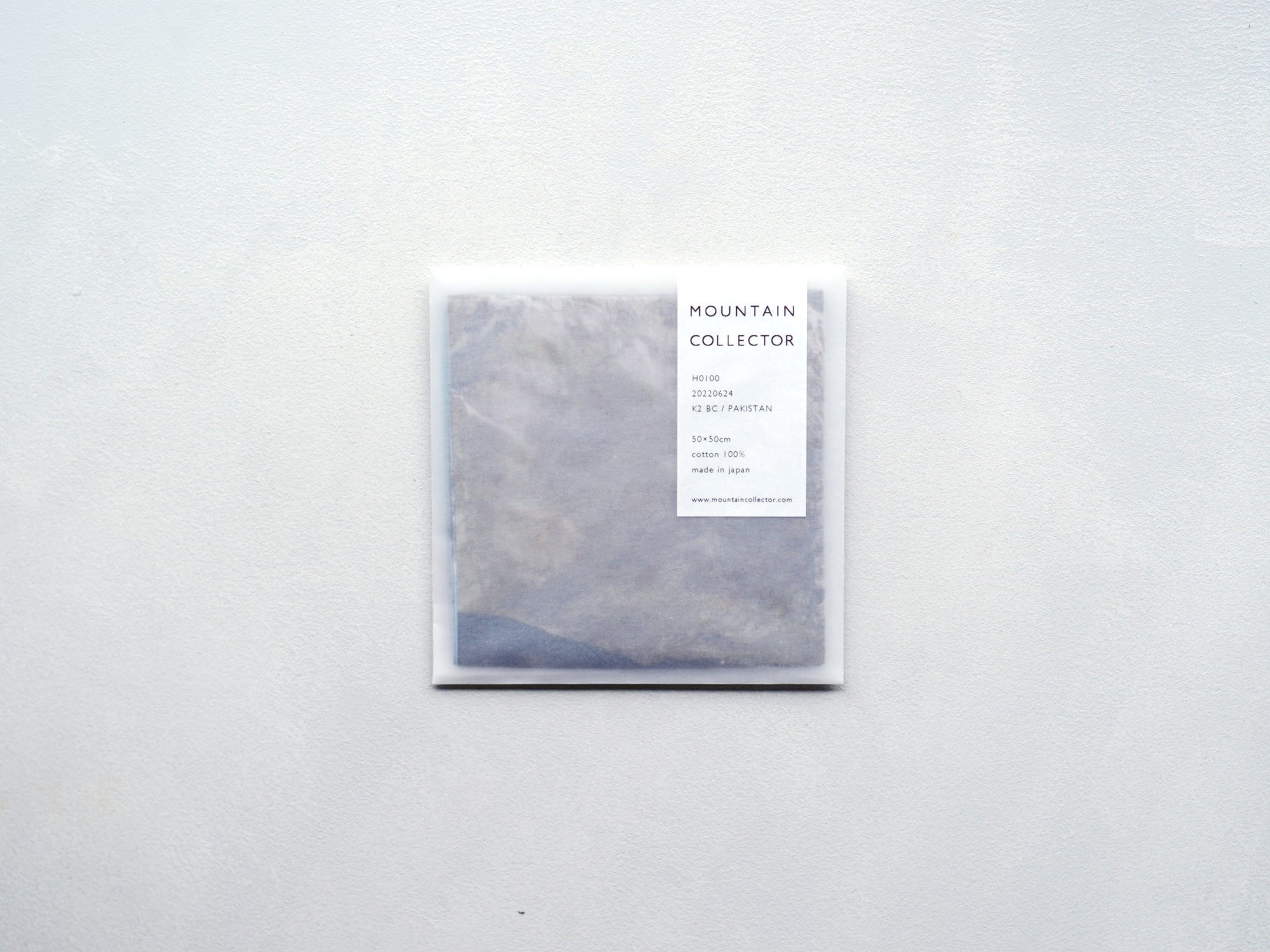 MOUNTAIN COLLECTOR handkerchief　H0100